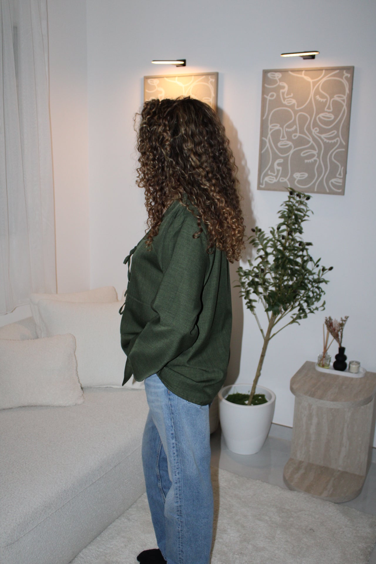 Haut à noeud vert foncé