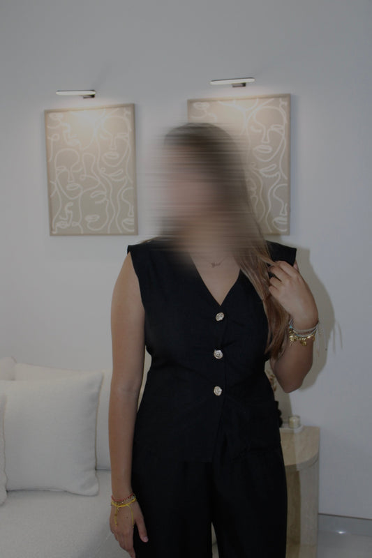 Ensemble avec haut à boutons noir