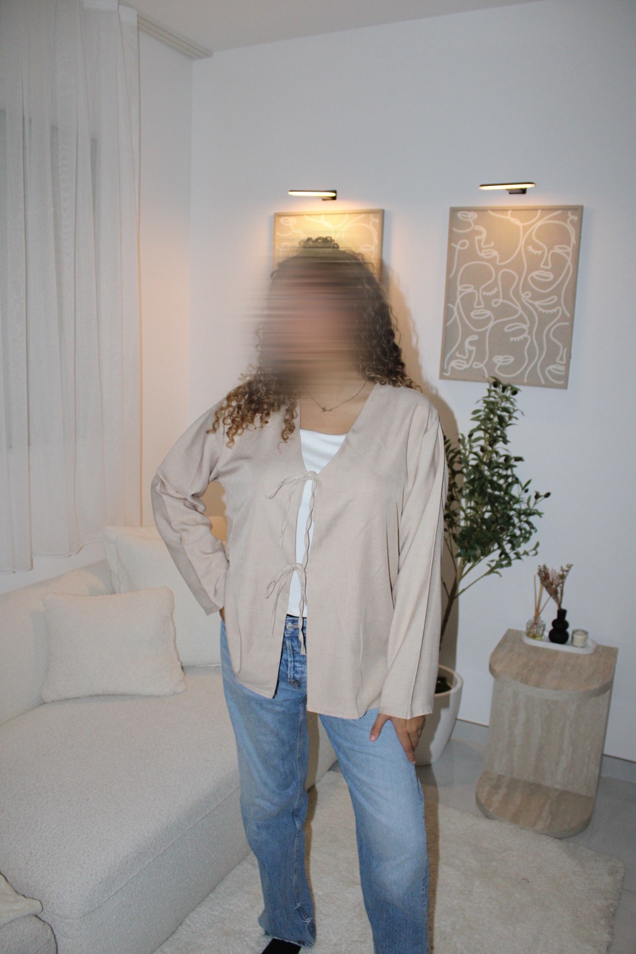 Haut à noeud beige