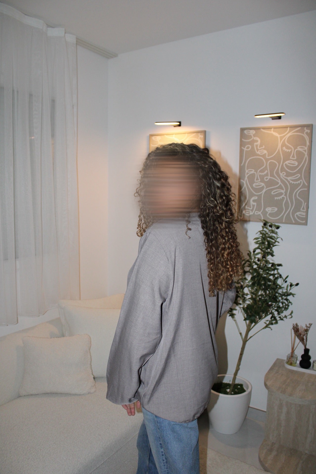 Haut à noeud gris clair