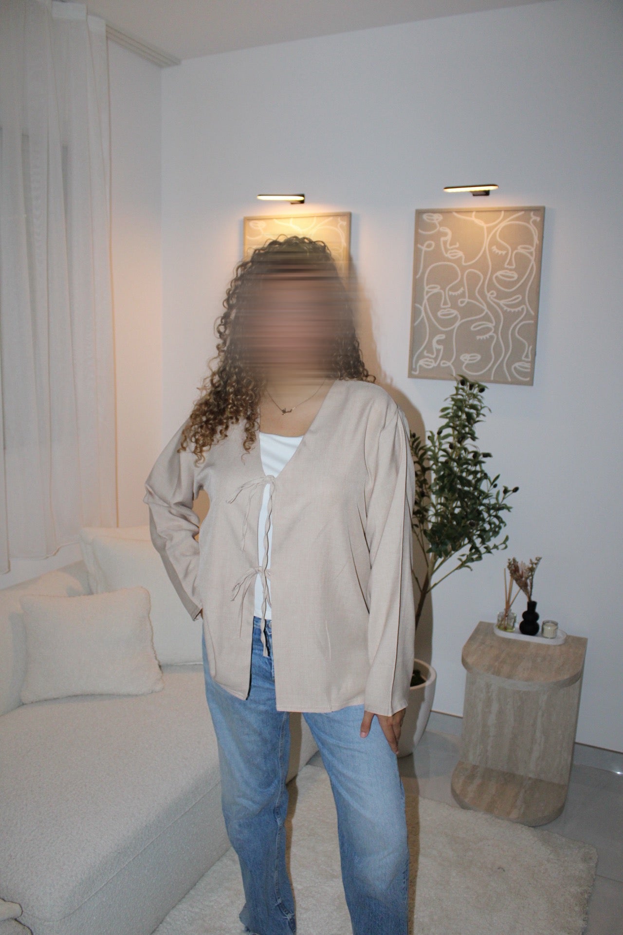 Haut à noeud beige