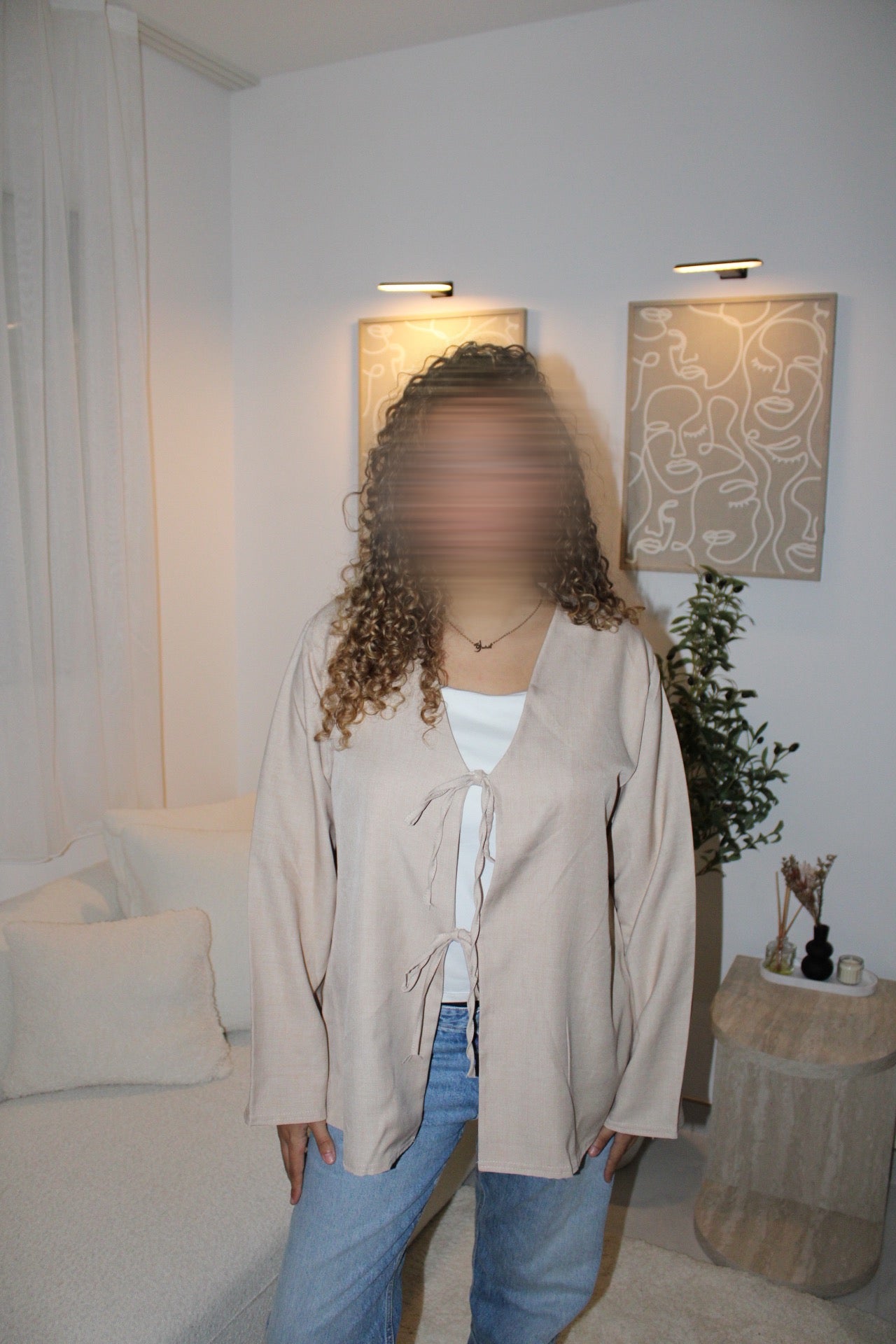 Haut à noeud beige